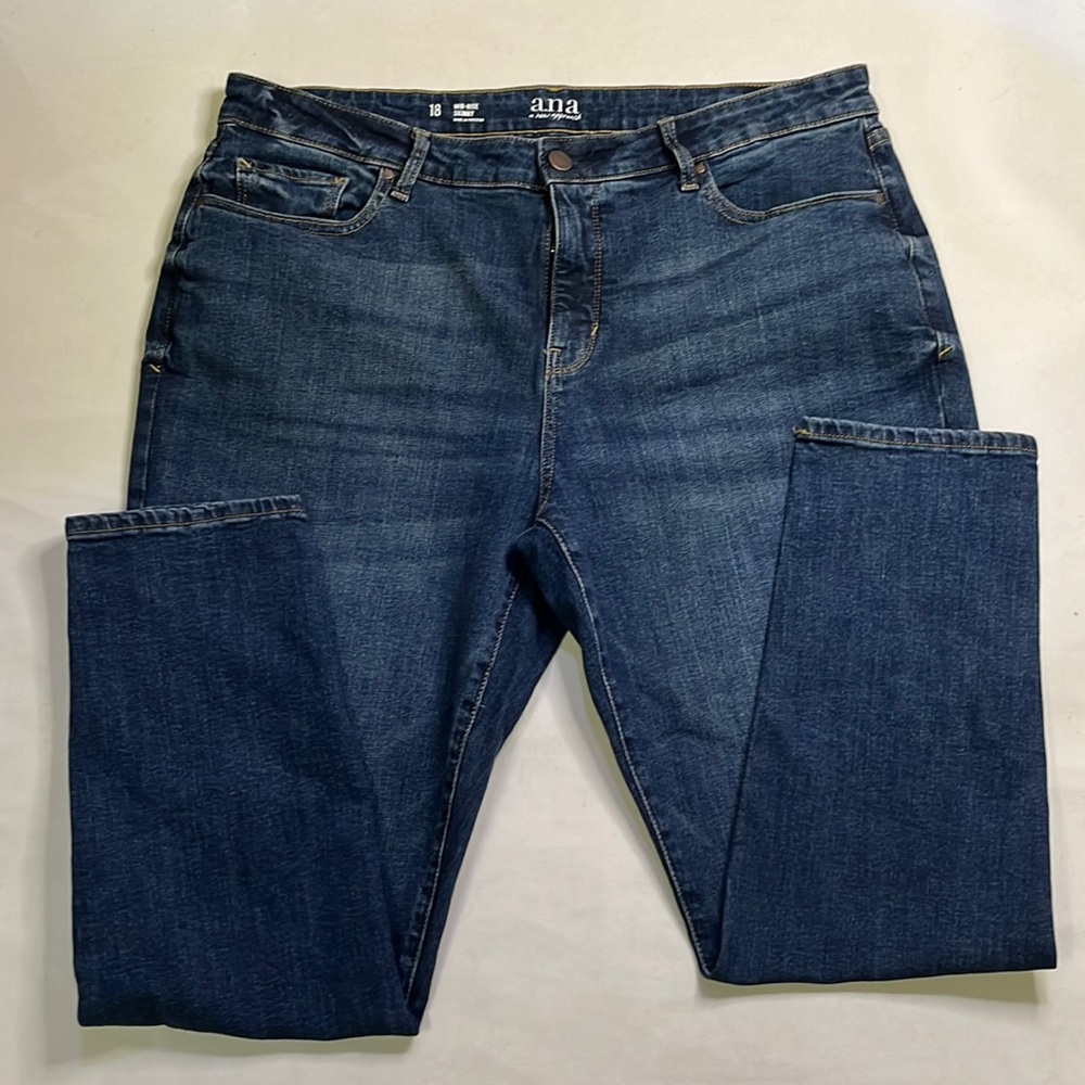 a.n.a Mid-Rise Skinny Jeans Flattering Stretch Denim for Women Size 18